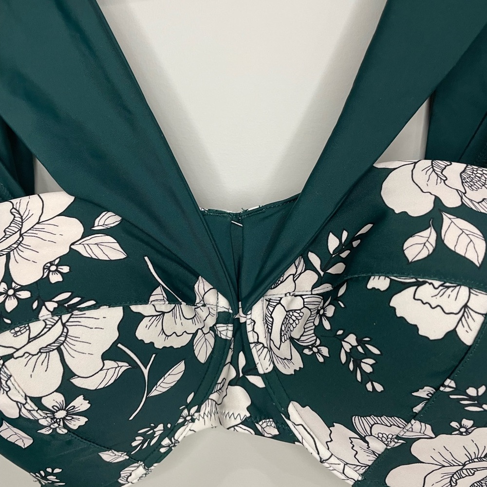 Adore Me NWT floral bikini top - Picture 6 of 13
